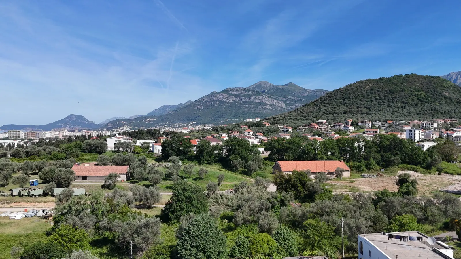 Blick vom Grundstück, Olivenhaine rund um Baliv Residence